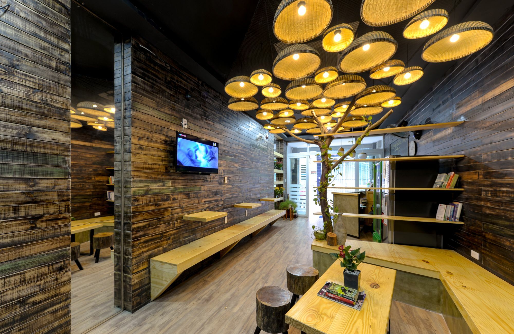 Luci'S House Hostel Хошимин Экстерьер фото